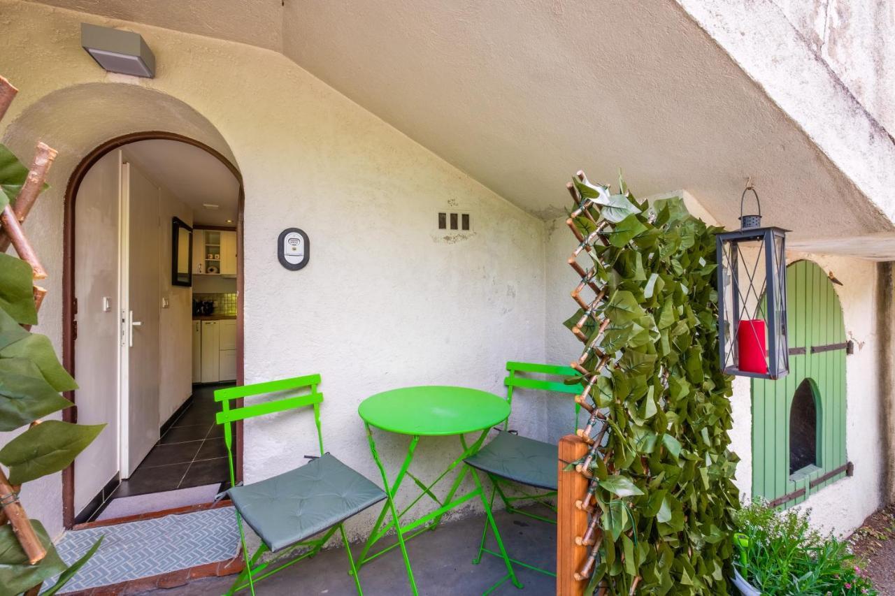 Bas De Villa, Piscine, 3 Etoiles Saint-Paul-de-Vence Exteriör bild